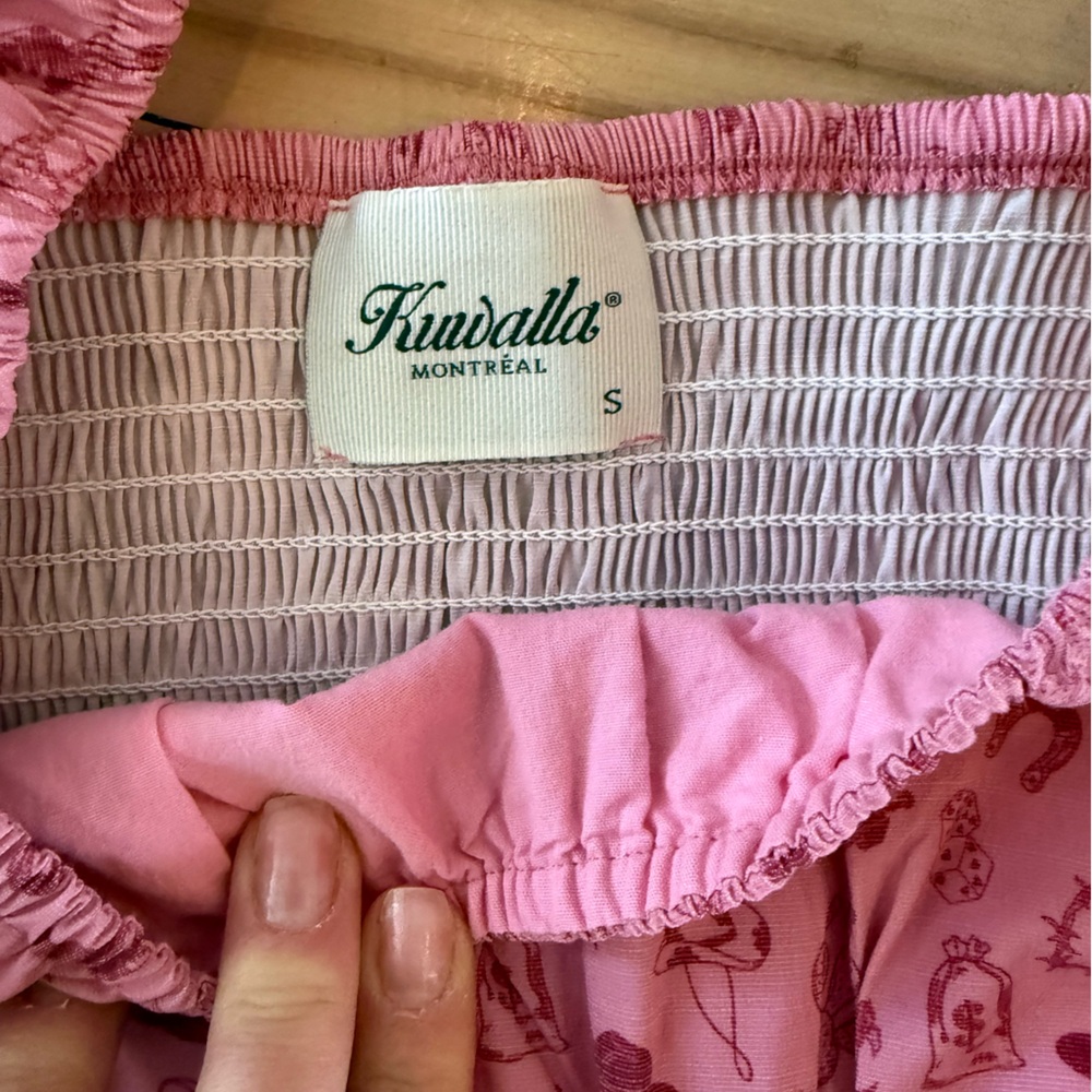 Pink Crop Top with Heart Pattern - Picture 3 of 3